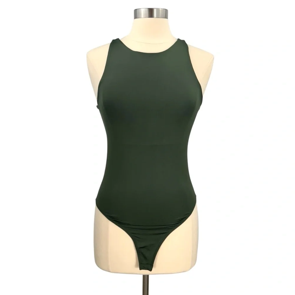Francesca’s GB Fashion London Army Green High Neck Sleeveless Brief Cut Bodysuit - Picture 2 of 16